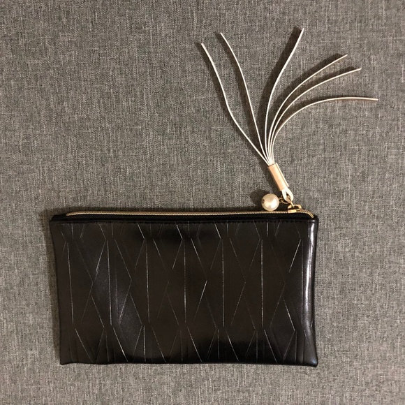 Handbags - Black zip up pouch with pearl and tassel